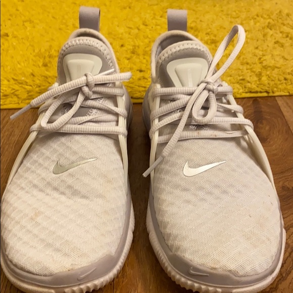 Nike Shoes - Shoes
